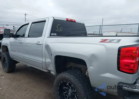 2017 Chevrolet Silverado 1500 2Lt z USA, uszkodzony, nr VIN 3GCUKREC0HG171843
